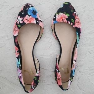 Floral🌸 Colorful Flats Shoes | Like New